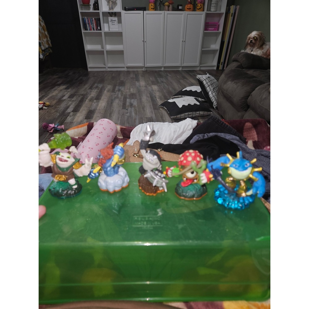 Skylanders Figures Lot of 5 Trap Team Food Fight Zap Pop Fizz Slobber Tooth